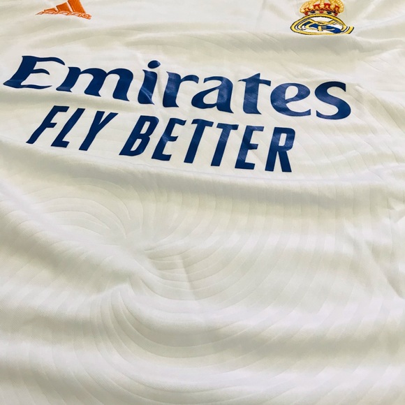 REAL MADRID HOME KIT 21/22 - Picture 2 of 5